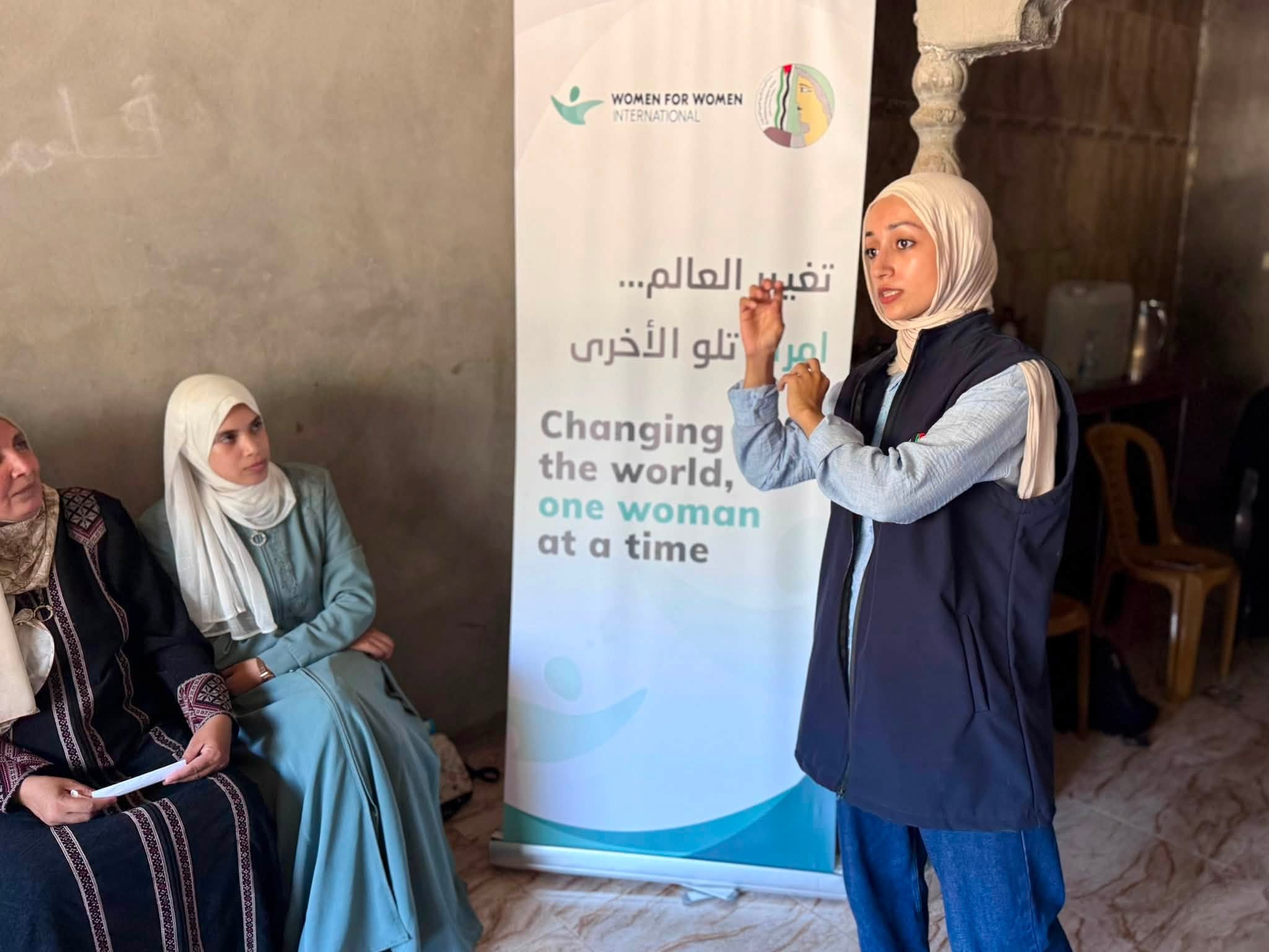 جمعية الدراسات النسوية التنموية الفلسطينية تواصل تنفيذ جلسات برنامج "نساء أقوى، أمم أقوى" لتعزيز التمكين الاجتماعي والاقتصادي