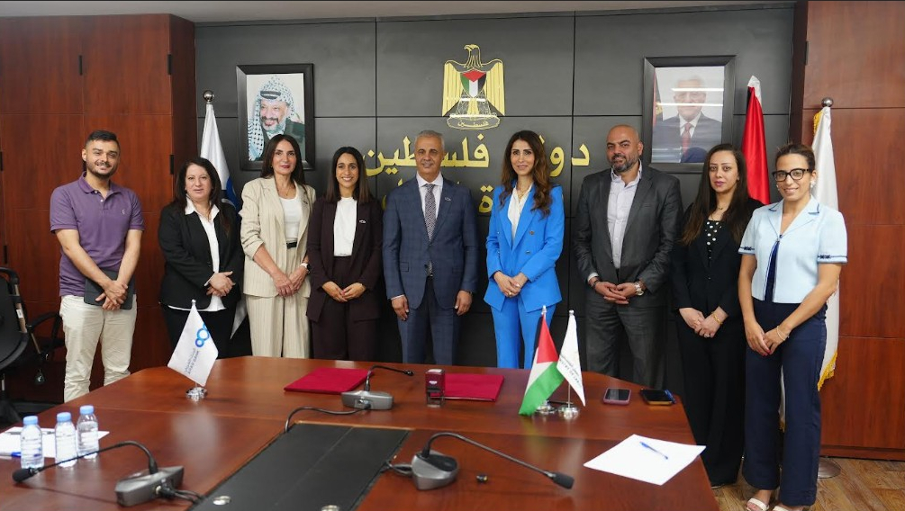 البنك العربي ووزارة العمل الفلسطينية يطلقان برنامجًا لدعم المشاريع الريادية الشبابية