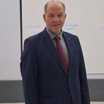 المستشار والمدرب الدولي في التنمية البشرية الدكتور أكرم عثمان لنساء اف ام الشخصية القوية ليست صفة يولد بها الإنسان، وإنما هي نتاج وعي وتدريب وتجارب متراكمة