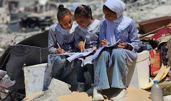 التربية والتعليم تؤجل انطلاق العام الدراسي في غزة حتى 19 أيلول لاستكمال تجهيز المراكز التعليمية