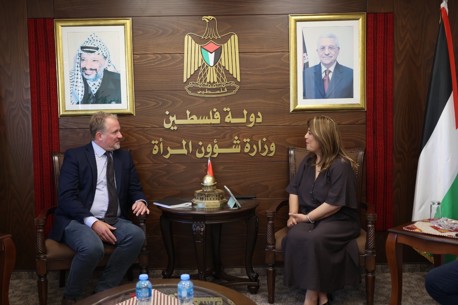 وزيرة شؤون المرأة تبحث مع القائم بأعمال سفارة النرويج سبل تعزيز التعاون في قضايا المرأة