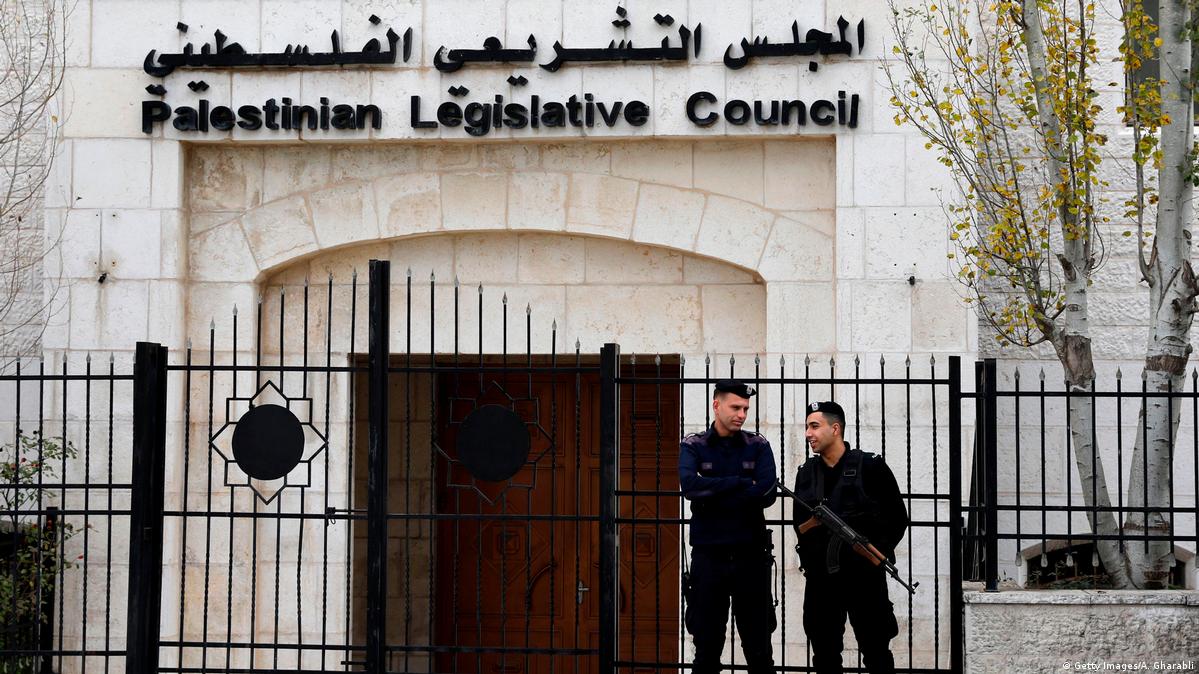مقاعد المسيحيين في التشريعي.. لماذا انخفضت من 20 إلى 7؟