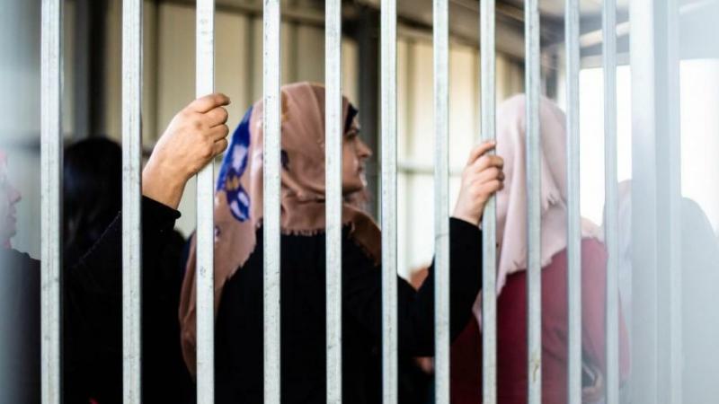 هيئة الأسرى: الأسيرة الحامل براءة أبو خديجة تواجه ظروف اعتقال قاسية في الدامون