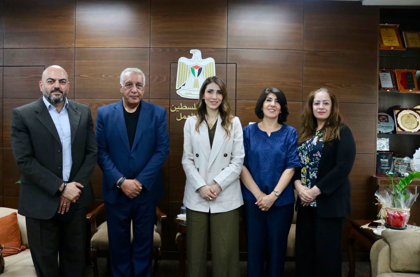 شراكة لتطوير التشريعات وحماية المرأة العاملة.. وزارة العمل وجمعية حماية العاملات نحو بيئة عمل آمنة وأجور عادلة