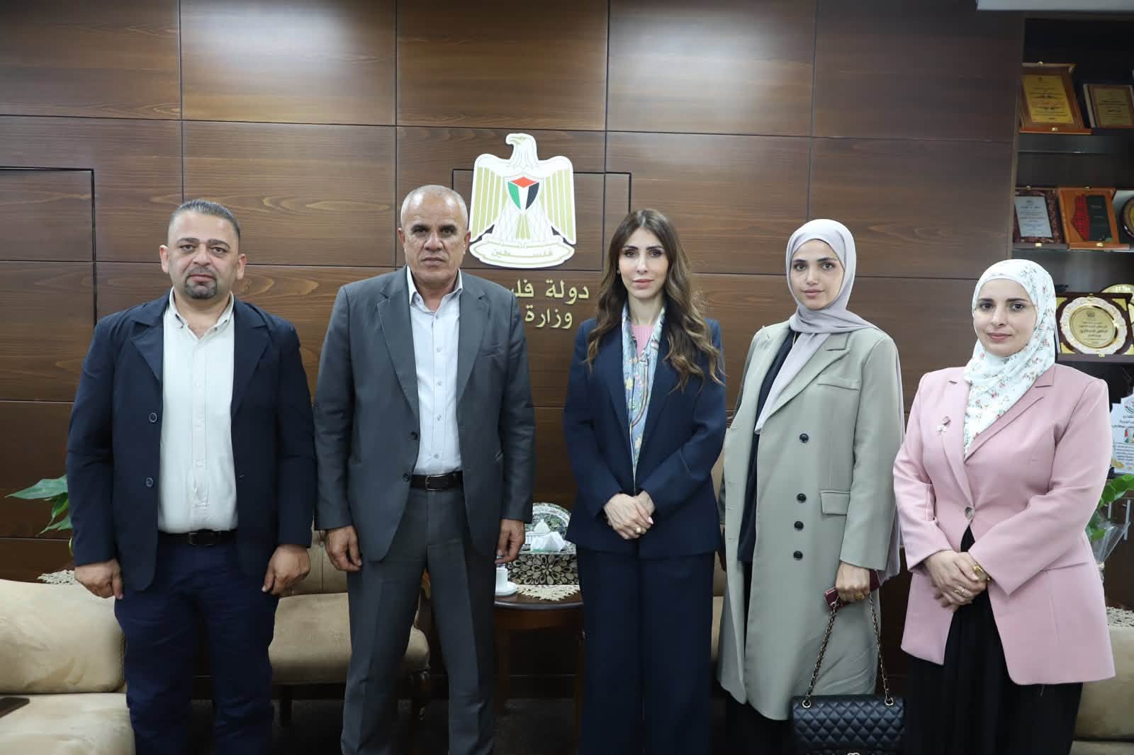 تعزيز صمود المواطنين يبدأ بفرص العمل.. وزارة العمل تبحث أولويات التنمية الاقتصادية في صوريف