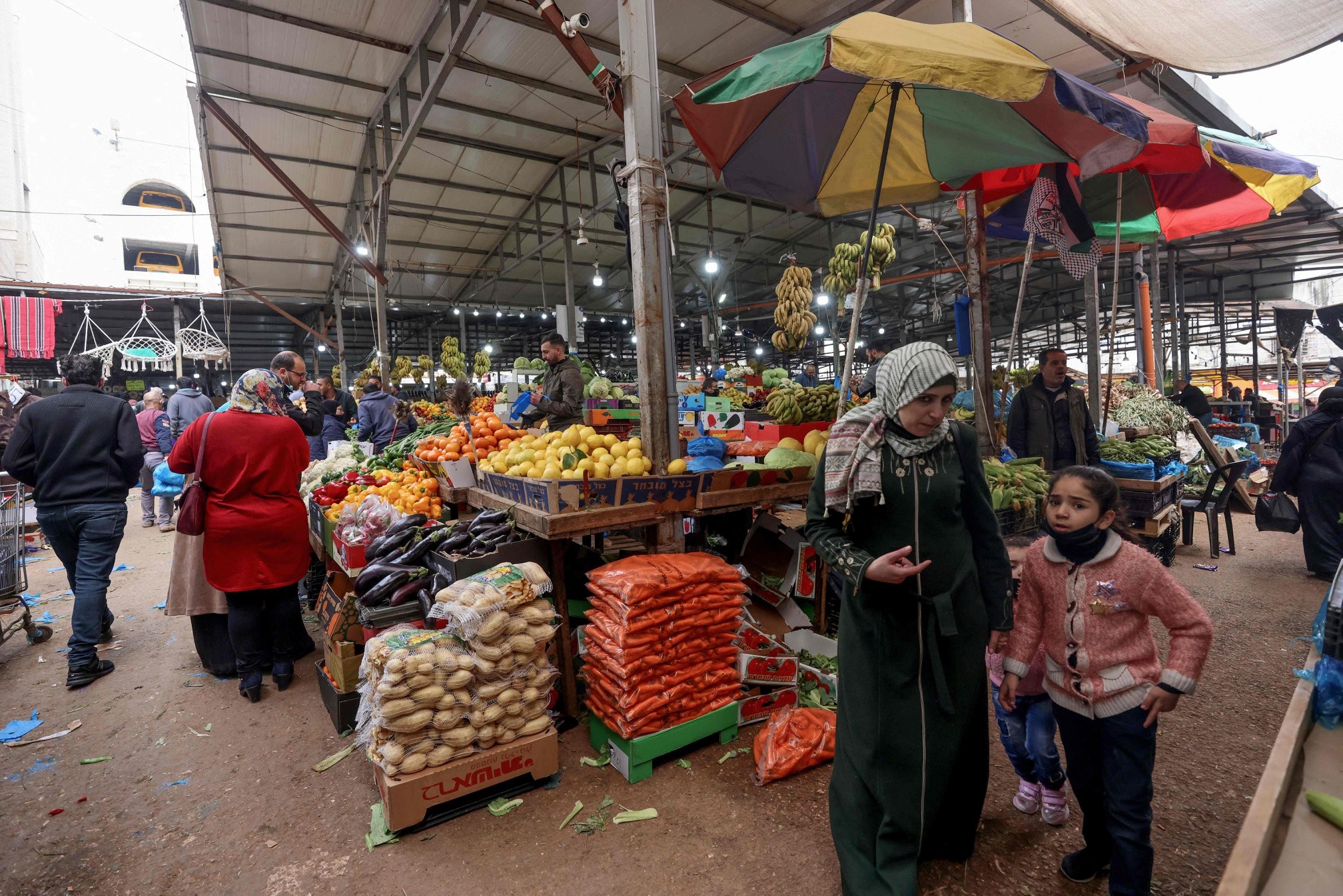 المستشار المالي سعيد صبري: اتساع الهشاشة الاقتصادية يهدد الطبقة الوسطى في فلسطين.. والفقر قد يتجاوز 50%